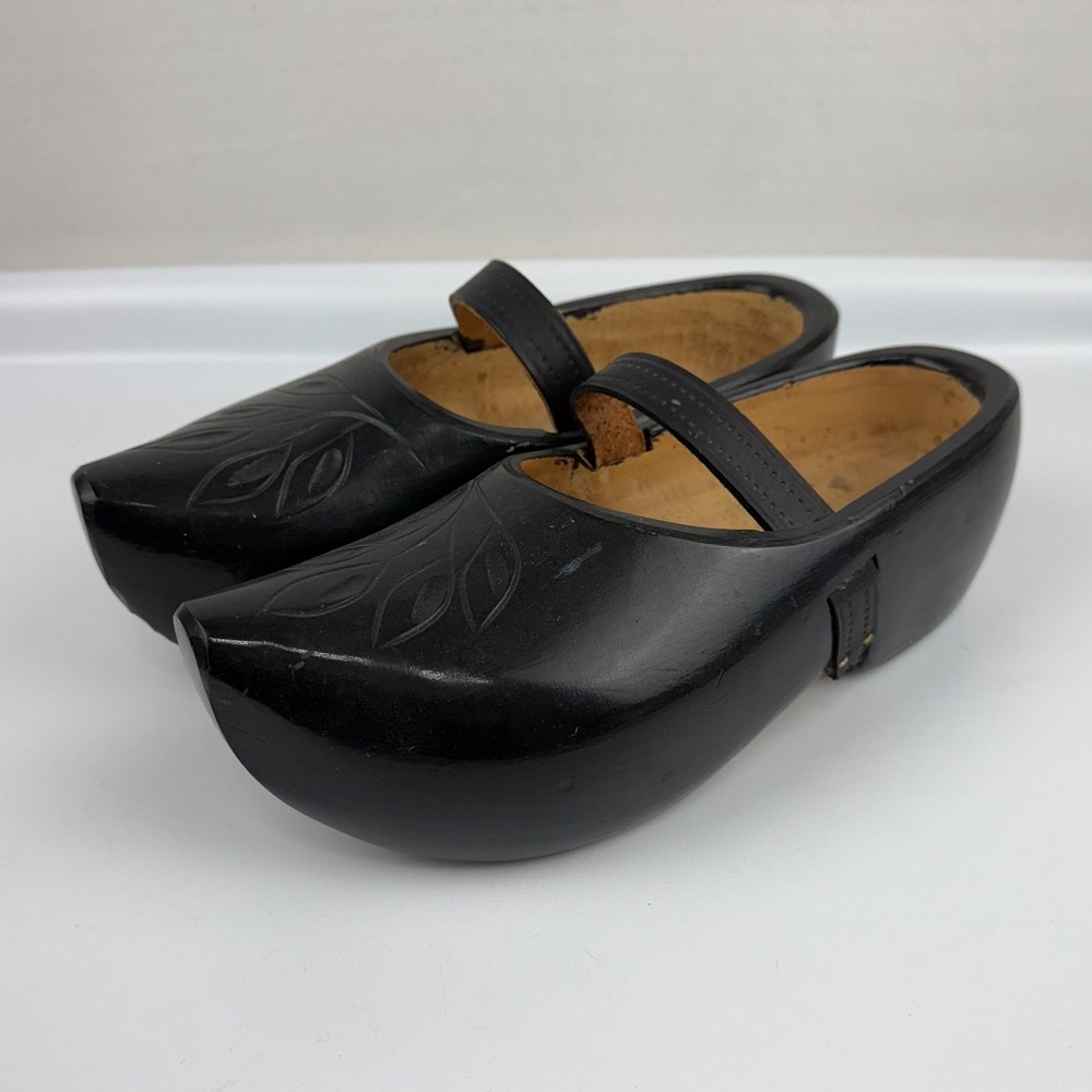 Van Der Meulen Women's Mary Jane Clogs 26 Black Carved Leaf